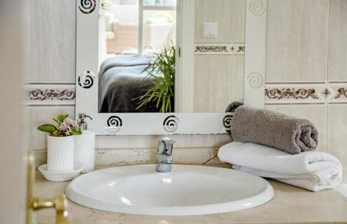 LCR4 - Large 3-Bedroom Apartment Near Beach - Foto 17