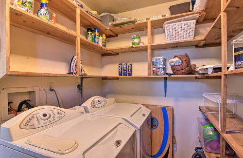 Lakefront Table Rock Getaway with Private Swim Dock! - Foto 21