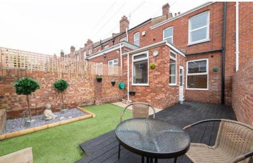 Modern home near the hopsital - Foto 1