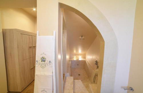 Villa Nina Luxury With Pool - Happy Rentals - Foto 29