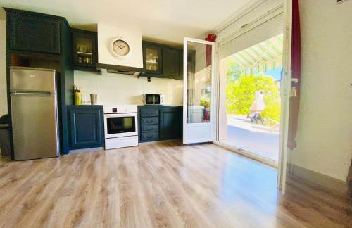 Gîte Euphrasie piscine privée confort 3 étoiles - Foto 9