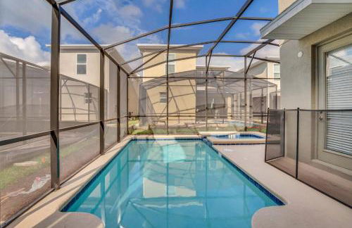 5BR Family Haven Near Disney with Private Pool - Foto 37