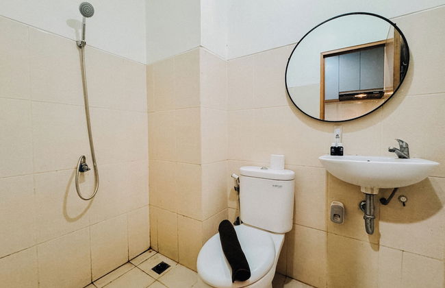 Warm And Tidy Studio At Bale Hinggil Apartment - Foto 12