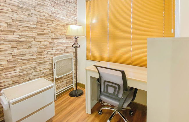 Minimalist and Cozy Studio LRT City Jatibening Apartment - Photo 23