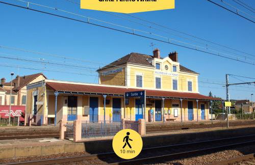 L'Expédition - By BEST KEYS - Expérience Unique - Déco Immersive - Lit Queen Size & Canapé Convertible - Centre Ville - Smart TV - Machine à Café Nespresso - Netflix & WiFi ILLIMITÉ - Check-in Autonome - Parking Gratuit - Foto 18