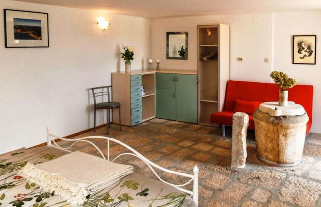 Mari 1 - With Pool - H - Photo 3