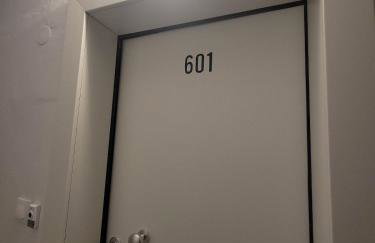 Stylish Rooftop Retreat with Hot Tub with Loutraki Beach - Foto 3