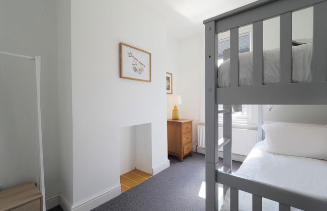 Herbert Road - Photo 4