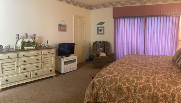 110 3BD Family Condo with Jacuzzi Tub by RedAwning - Foto 5, Habitación