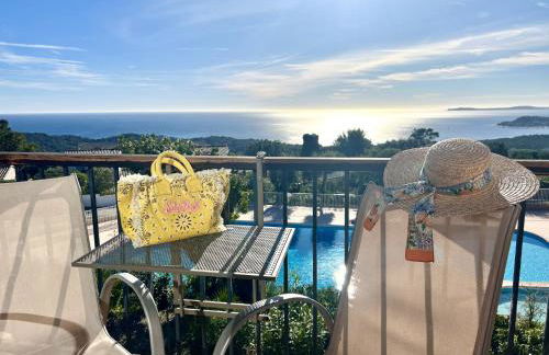 STUDIO POOL HOUSE 2 ETOILES VUE MER PANORAMIQUE AMAZING SEA VIEW WIFI LINGE LINEN INCLUS AIRCONDITIOn - Foto 14