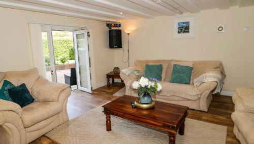 Plas Eithin - Photo 3