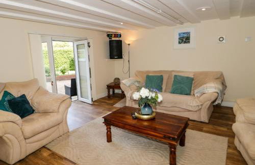 Plas Eithin - Photo 3