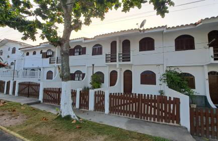 Aconchegante casa à beira da praia - Foto 27