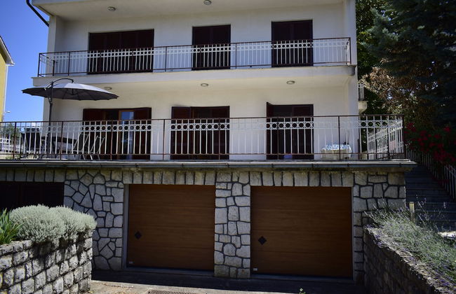 Apartment Faith - Photo 1