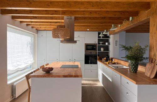 Wishome-Casa vistas de película al mar y la montaña y piscina climatizada - Foto 20