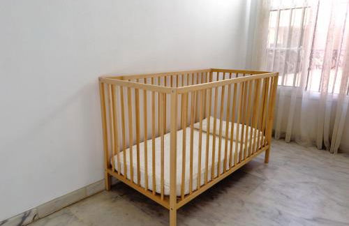 Spacious 2-Bedroom Apartment - Walk to Isla Mágica - AC - Premium Bed - Foto 27