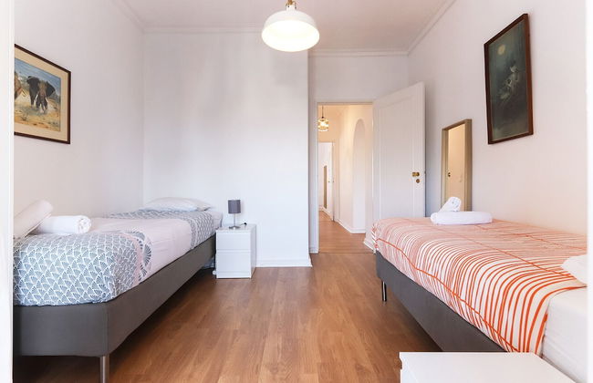 Oeiras Balcony by Homing - Photo 6