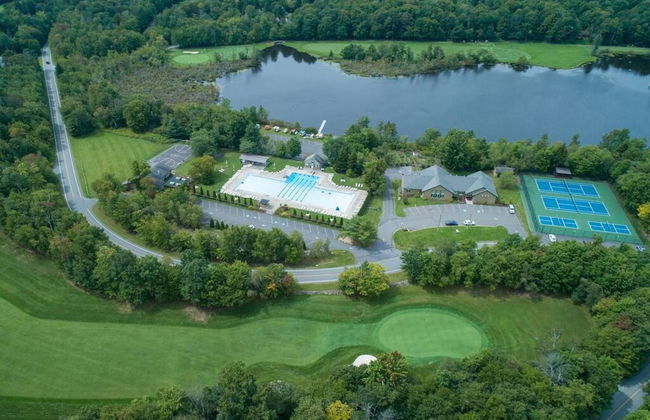 Poconos Retreat A Vintage Gem - Foto 35