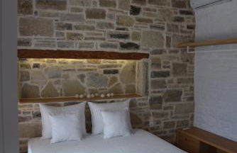 LAINI LUXURY SUITES - Photo 7