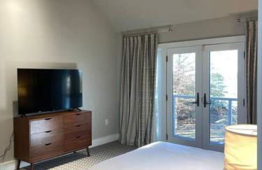 Luxury Modern Waterfront Retreat - Foto 22