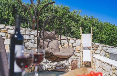 Irini's house with Jacuzzi - Photo 35