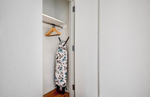 1BR nr Broadway w Indoor pool Gym NYC-28 - Foto 15