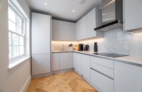 The Heart of Westminster - Photo 38