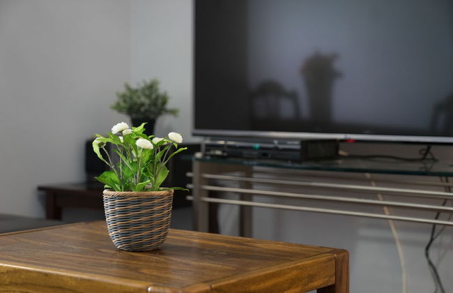 Applewood Suites - 4 BDRM King West - Photo 30