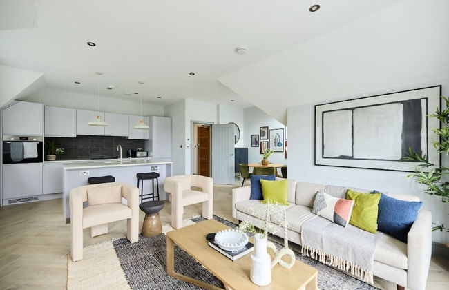 The Woodborough Place - Beckoning 2bdr Flat With Balcony - Foto 1