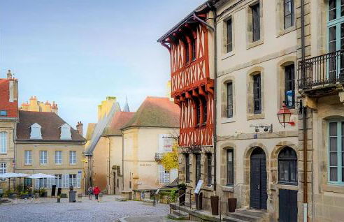 3 Bedroom Awesome Apartment In Autun - Foto 17