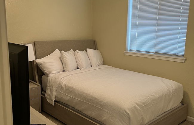 Washburn Hotel Suites - Photo 7