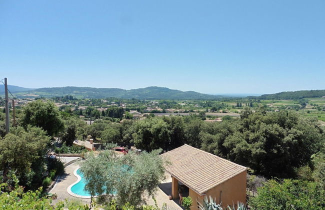 Pretty, Spacious Holiday Home With Private Pool - Foto 12