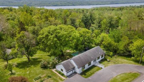 Cozy Dog-friendly Villa off Cayuga Lake In Ithaca - Foto 1
