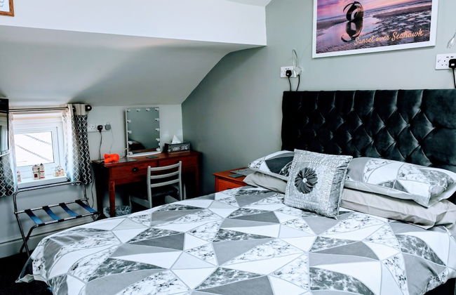 Seahawk Holiday Apartments - Photo 13