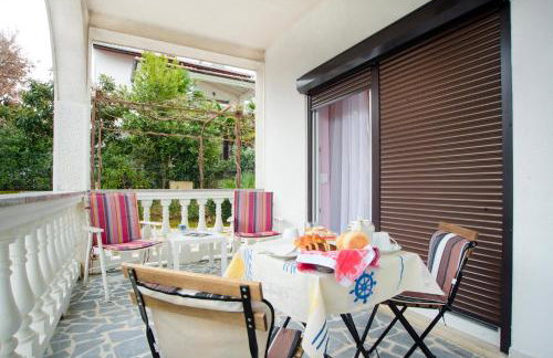 Apartments Karmelić - Photo 13