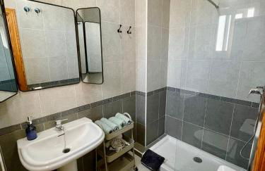 Private terrace & Free Parking - Photo 6