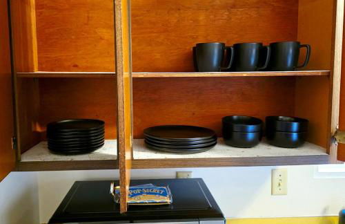 Cozy Luxury - King Bed, Coffee Bar, Sleeps 5 - Foto 25