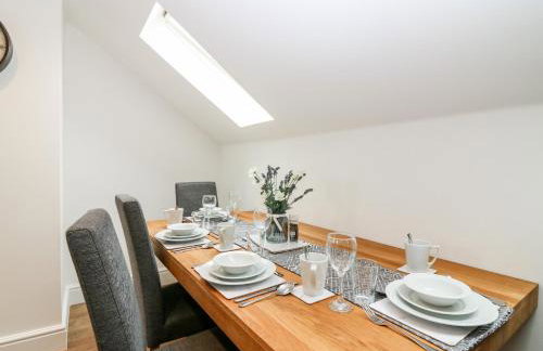 Council Chambers at The Institute Executive Apartments - Foto 7