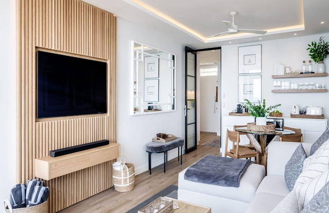 Magical Apartment w Uninterrupted Ocean Views Mouille Views - Photo 13