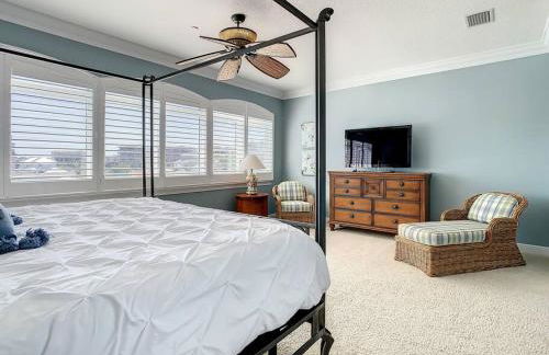 Clearwater Penthouse 5 min Beach walk Heated Pool - Foto 18