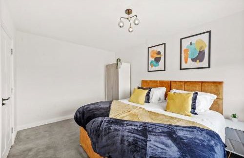 Deluxe 5 Bed House in London - Pool Table - Foto 17