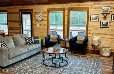 Livin on the Edge Cabin in Albert Pike, Beautiful! - Foto 22