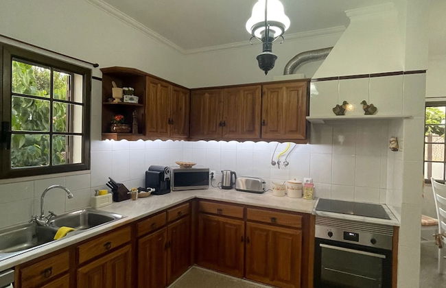 Summer Villa With Heated Private Pool - Photo 12