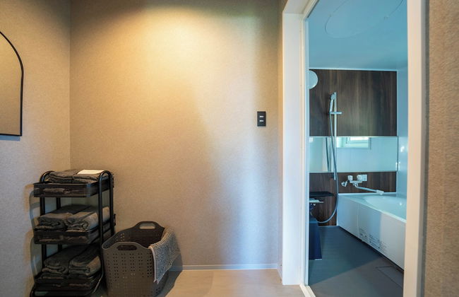 THE CHATEAU - Photo 79