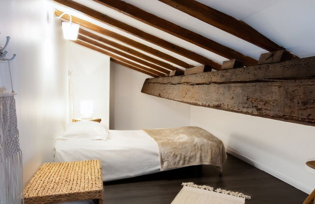 Entre Pierres et Soleil - Vue cité - Foto 13