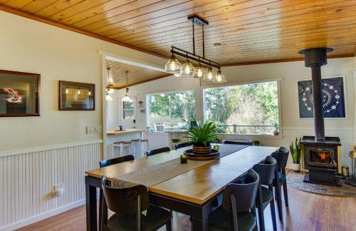 Puget Sound Cottage with Private Community Beach! - Photo 7