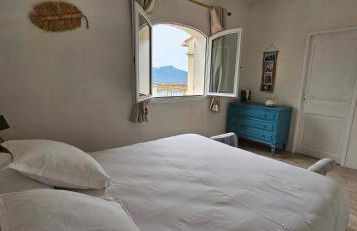 Super villa idyllique & antique avec vue mer imprenable - Foto 11