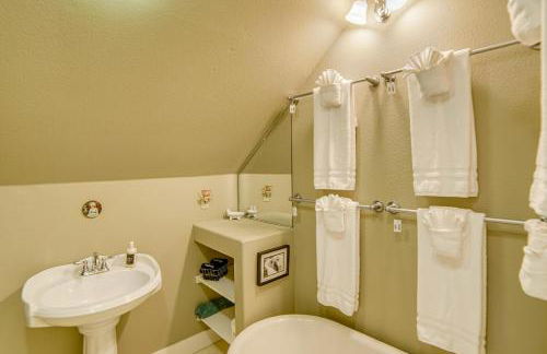 Walk to Boat Launch! Heritage House of Lakeport - Foto 34