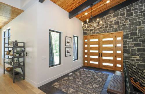 Luxury 4BR Mountain Retreat Near Sundance Resort - Foto 16