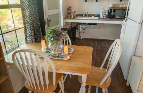 Cabin close to FL Caverns! Hot Tub, WI-FI, & Firepit - Foto 30